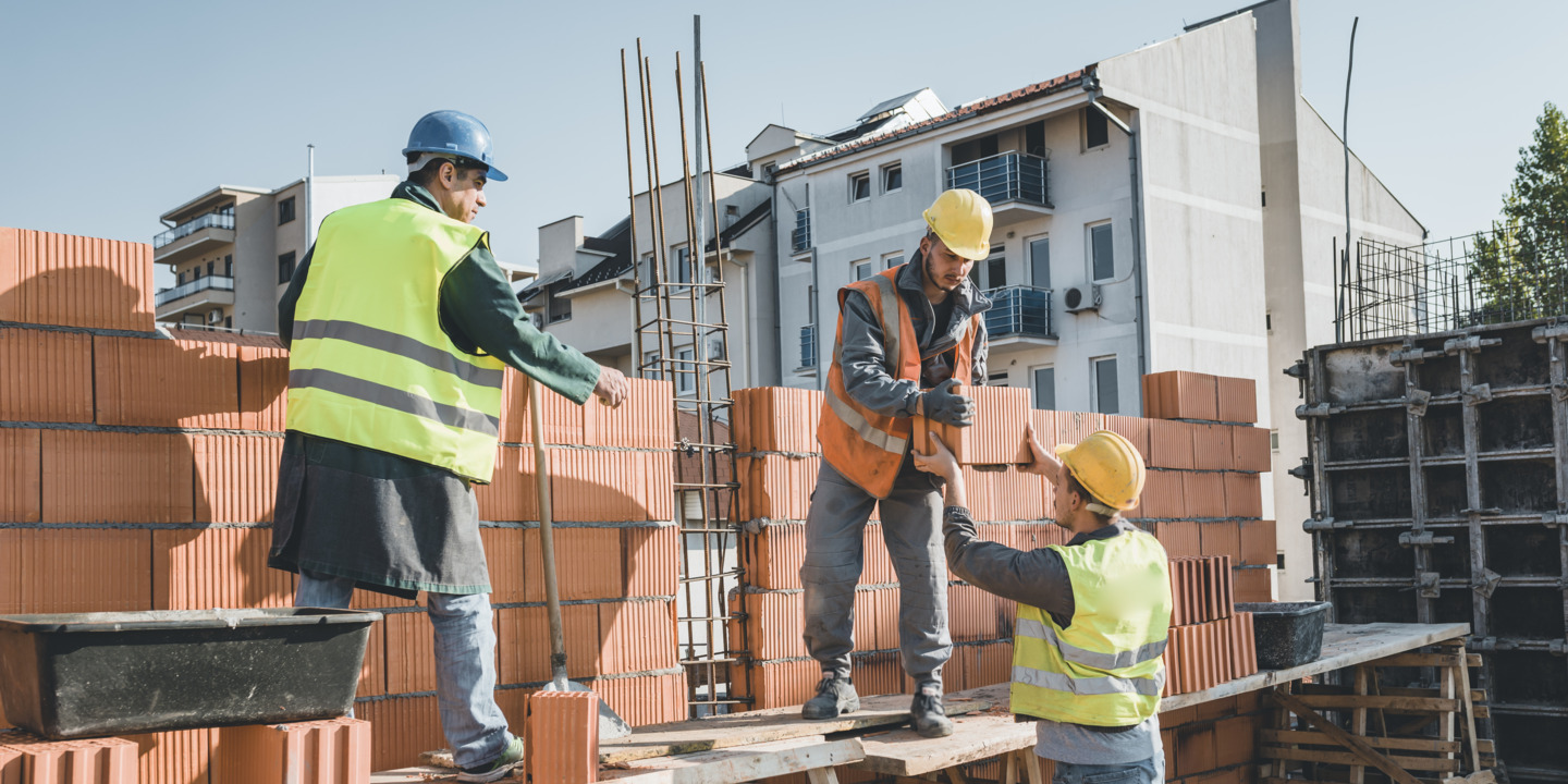 Handwerker auf einer Baustelle