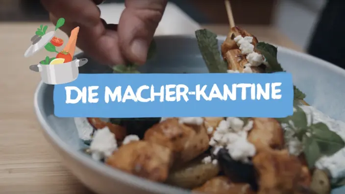 Screenshot aus dem Video: Teller mit Essen
