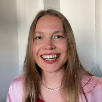 Julce, Schauspielerin im Portrait