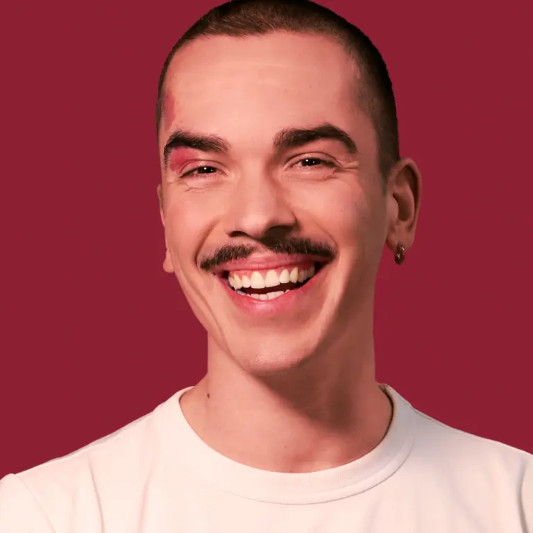 Ein Portrait von Ole Liebl